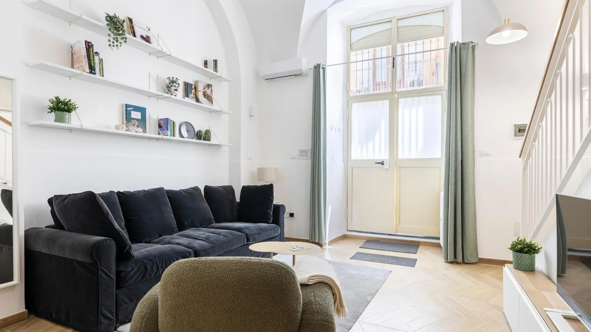 Apartment Stilvoll Im Herzen Der Stadt - Casuzza Grimaldi Catania